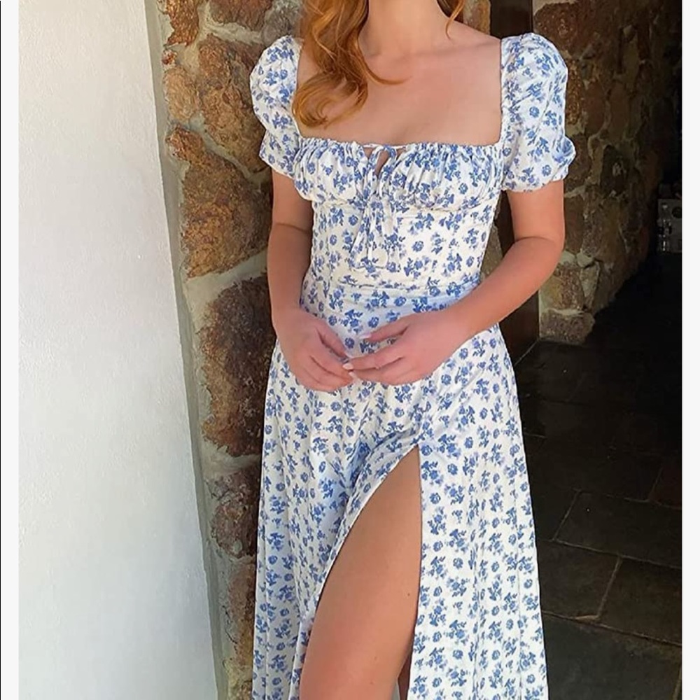 Cottagecore puff sleeve floral maxi dress